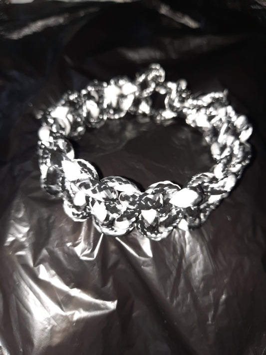 Black and white Paracord Bracelet (Mad Maxx Cobra)