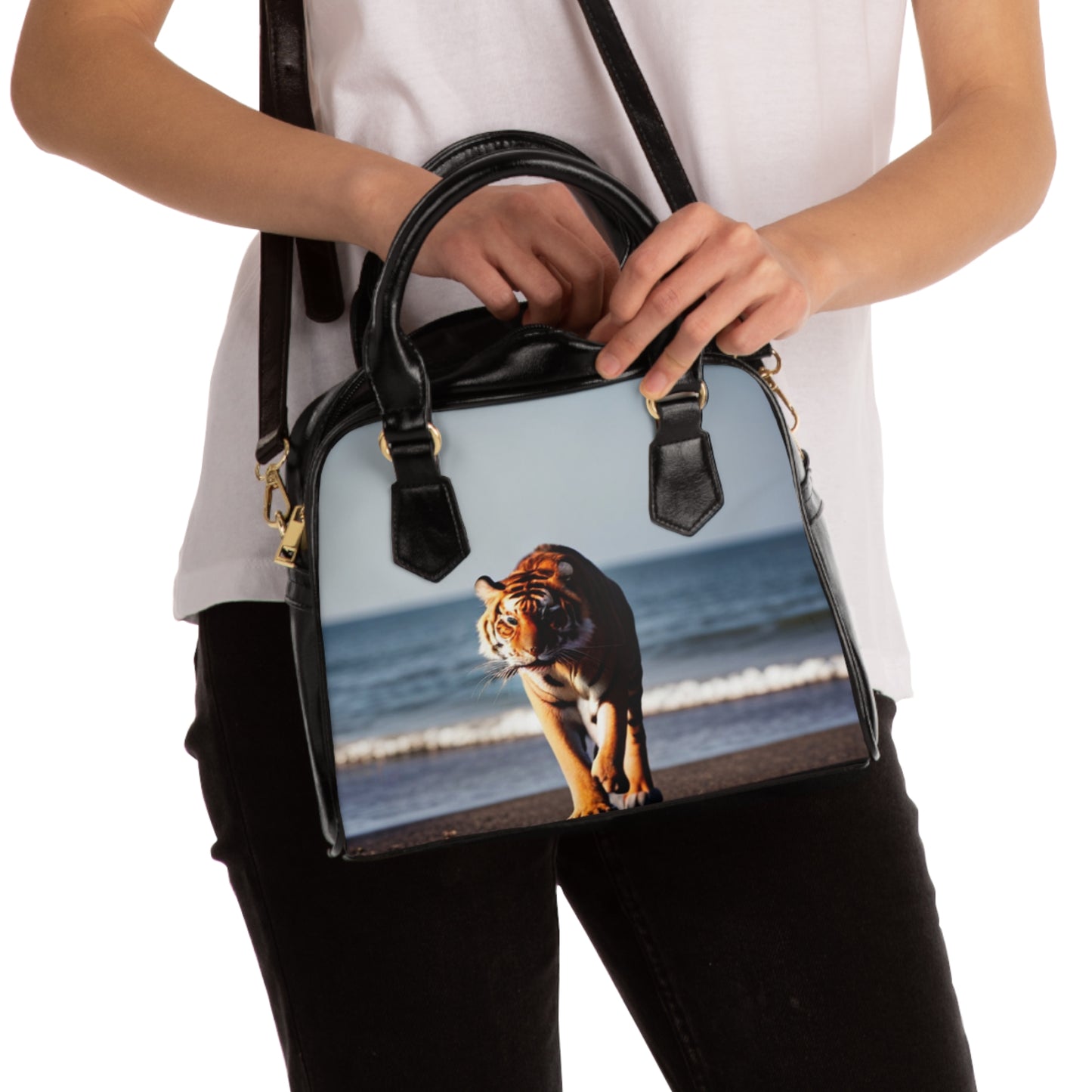 Tiger Beach Walk Shoulder Handbag